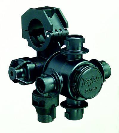 QJ360F Nozzle Body - Wet Boom w/ Fertilizer Outlet - 1" Boom - 4 Outlet